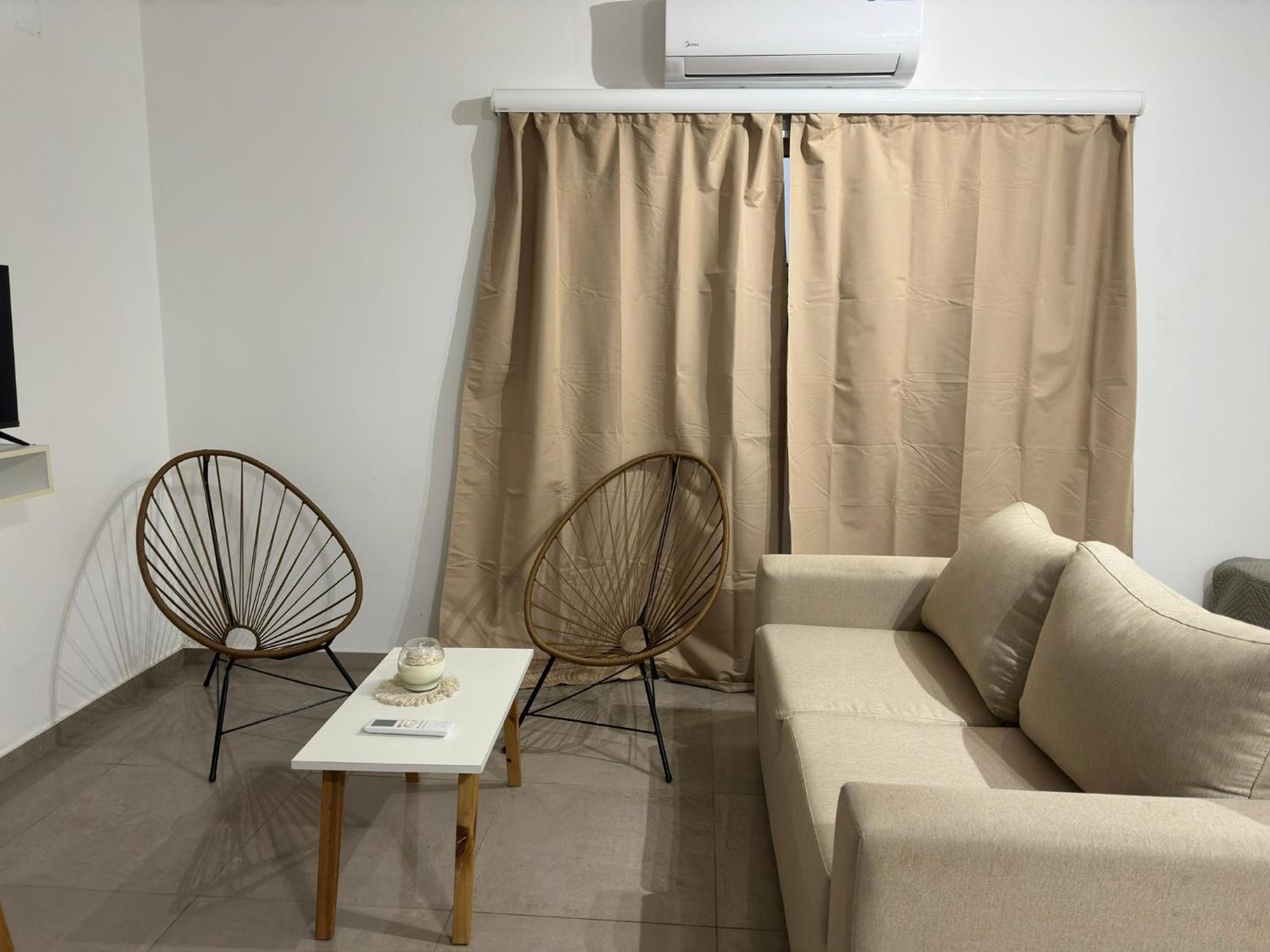 Espacio Uno Apartment *